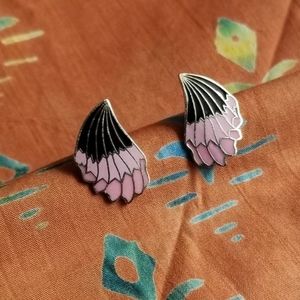 Cute cloissoné stud earrings
